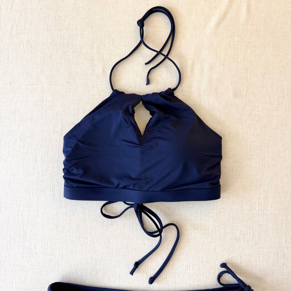 Athleta Navy Blue Bikini Set High Neck Halter Keyhole Top Side Tie Bottoms S - Picture 3 of 10
